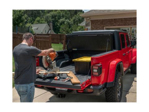 Armis Hard Folding with Line-x Bed Cover 20-Present Jeep Gladiator JT Rugged Ridge