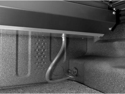 Armis Retractable Locking Bed Cvr W/o Trail Rails 20-Present Jeep Gladiator JT Rugged Ridge