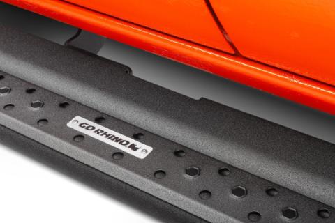 Dominator Xtreme D6 SideSteps Cab Length Body Mount Slider Design on the bottom surface With Frame Mounted Bracket Kit Textured Black 2018-2026 Jeep Wrangler Go Rhino