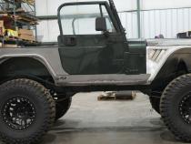 Full-Length Rocker Armor for Jeep YJ Fender Notch Step Motobilt